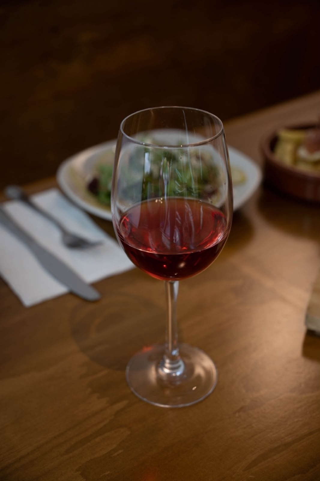 Copa de vino tinto en Bacareto